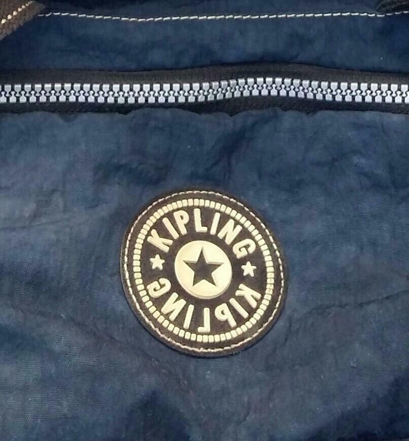 Sac à dos KIPLING bleu marine, Bijoux, Sacs & Beauté, Sacs | Cartables, Enlèvement