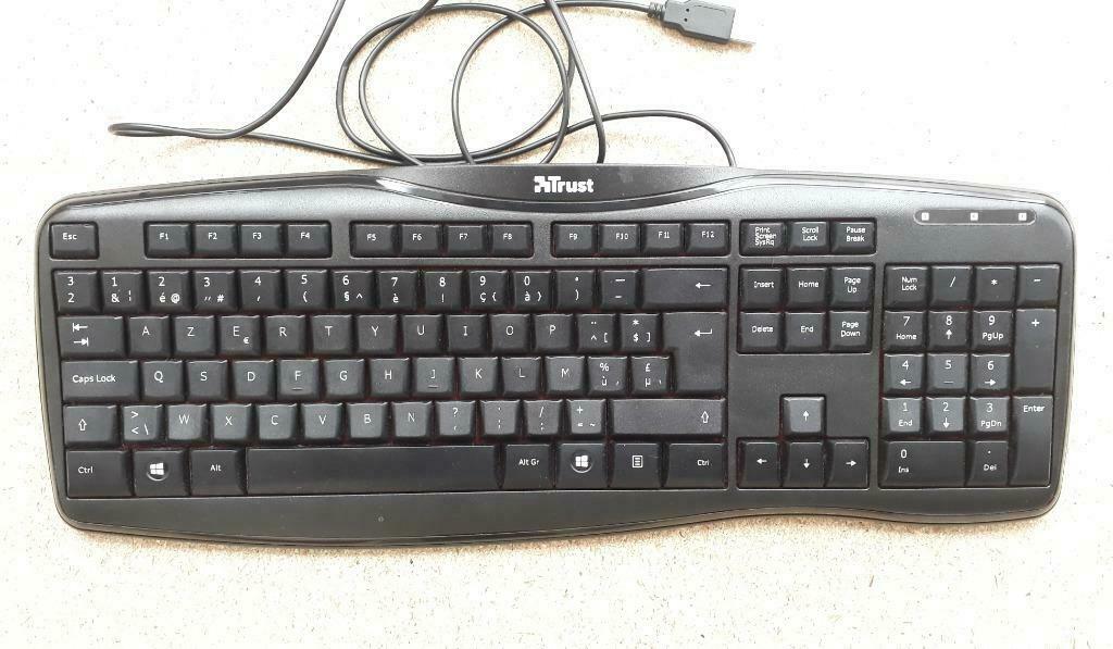 Clavier TRUST Azerty Ergonomique, Informatique & Logiciels, Claviers, Enlèvement ou Envoi, Azerty, Trust, Filaire