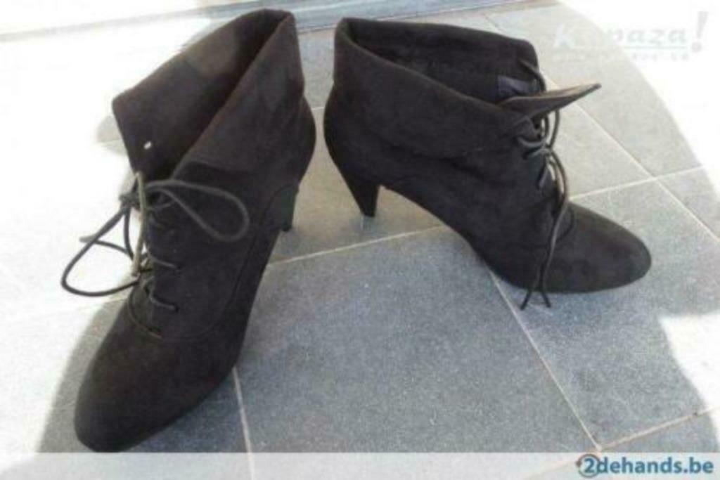 Laarsjes  40, Zwart, Lage of Enkellaarzen, Nieuw, Ophalen of Verzenden