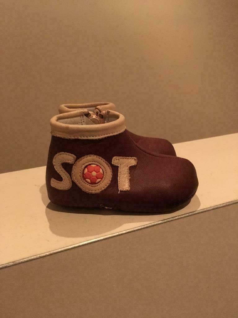 Schoenen maat 20, Ophalen, Schoenen, Zo goed als nieuw, Jongen