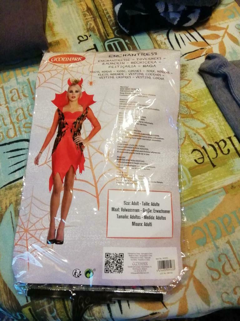 Déguisement diablesse taille S, Vêtements | Femmes, Enlèvement ou Envoi, Comme neuf