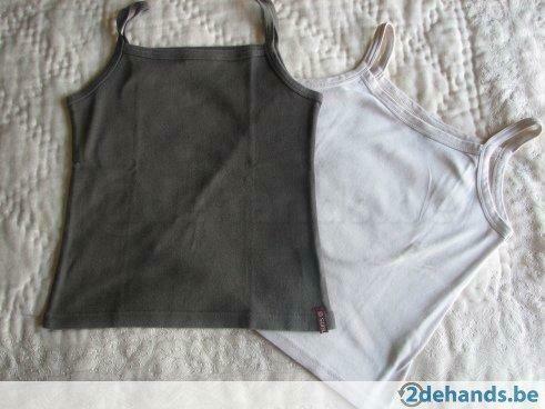 Set 2 meisjes topjes fijne bretellen, 1x kaki, 1xbeige 10j, Ophalen of Verzenden, Gebruikt, Meisje, Shirt of Longsleeve