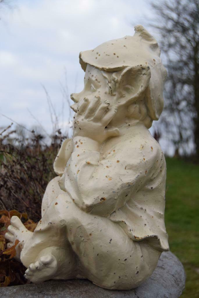 Grand lutin ,farfadet,gnome en fonte patinée, Jardin & Terrasse, Statues de jardin, Enlèvement, Comme neuf, Autres matériaux, Nain de jardin