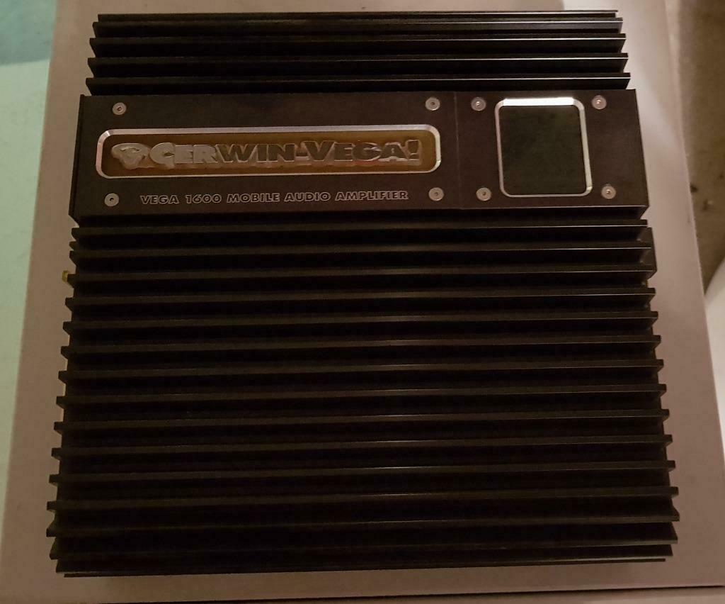 CERWIN VEGA amplifer, TV, Hi-fi & Vidéo, Enlèvement, Comme neuf, Audio