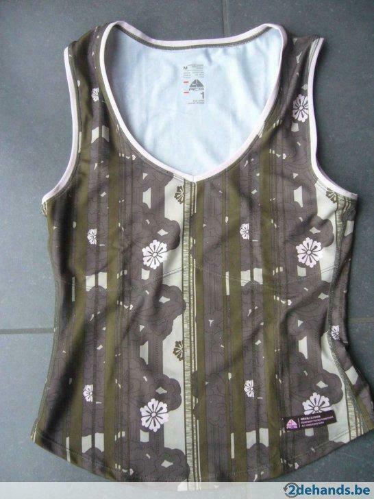 Diverse topjes Nike - maat M, Ophalen, Gedragen, Maat 38/40 (M)