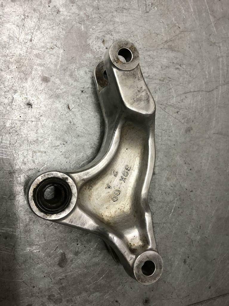 Biellette suspension Yamaha yz 250 83 84, Utilisé