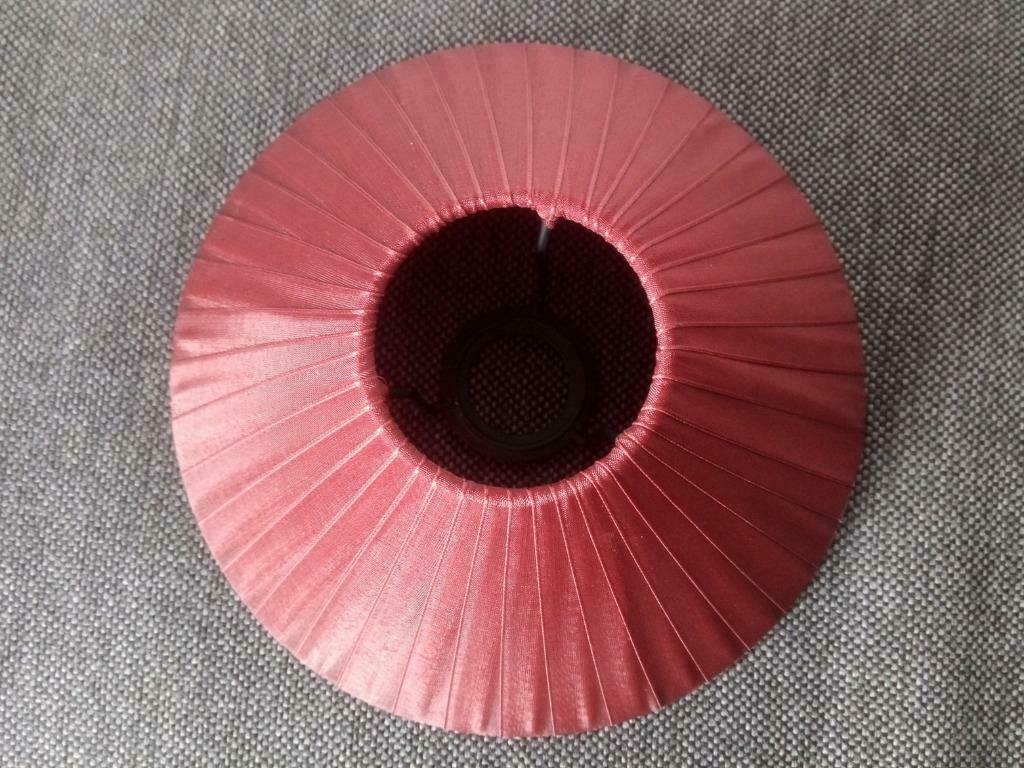 Abat-jour décoratif en tissu rouge pour lampe de chevet ou d, Maison & Meubles, Lampes | Autre, Neuf, Enlèvement ou Envoi