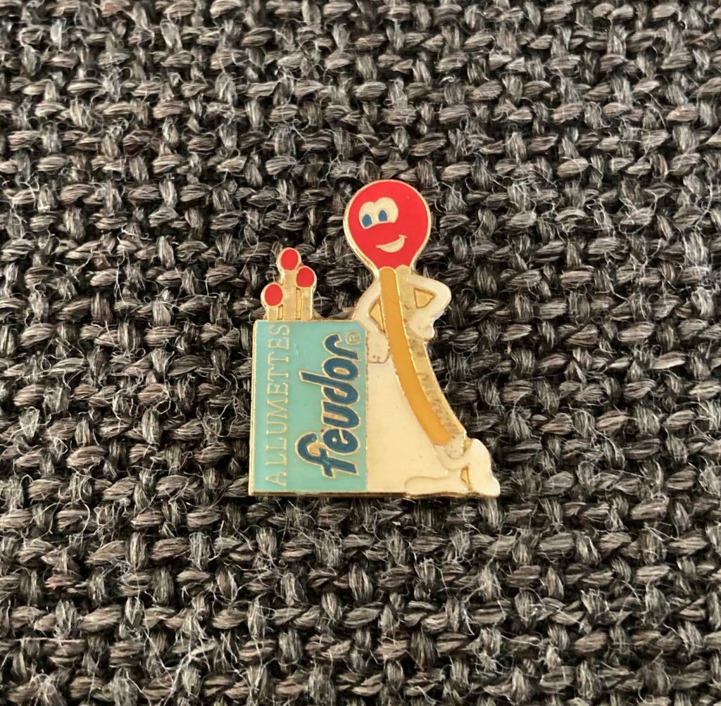 PIN - FEUDOR - ALLUMETTES - LUCIFERS, Collections, Envoi, Utilisé, Marque, Insigne ou Pin's