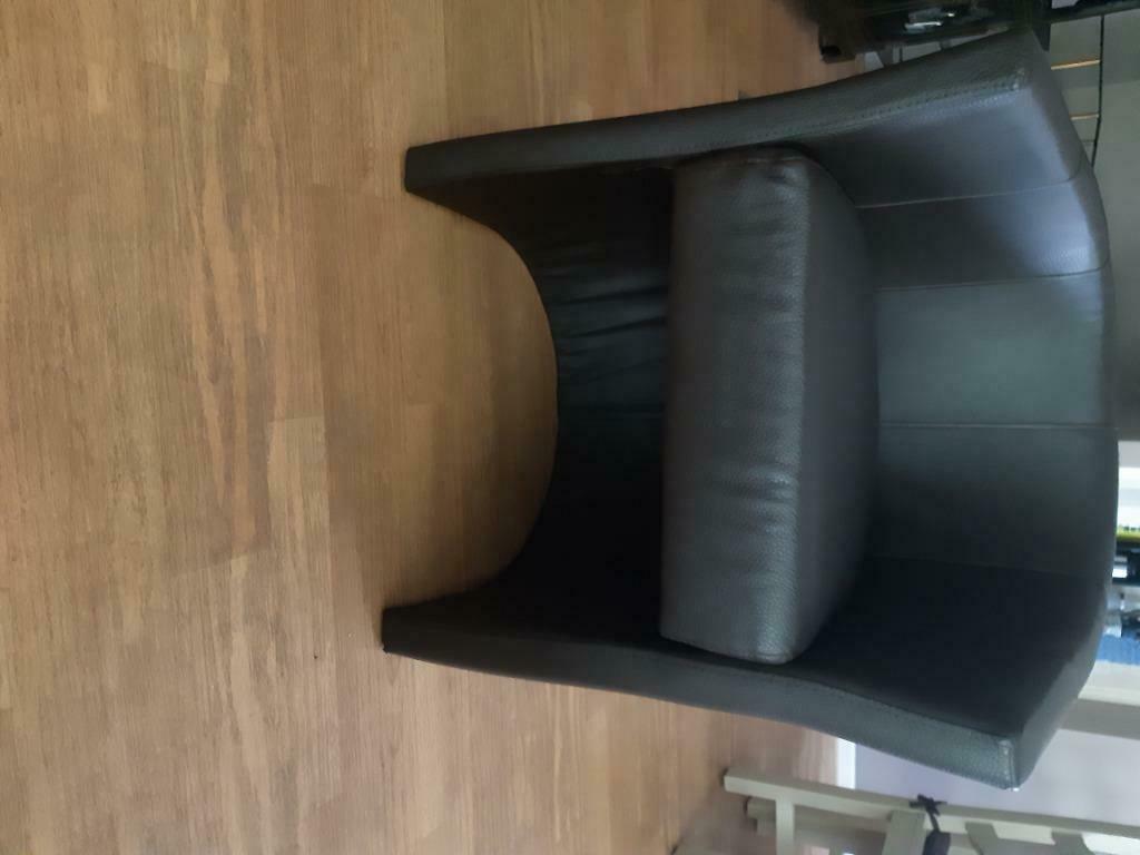 Fauteuil neuf (club,cabriolet), Ophalen