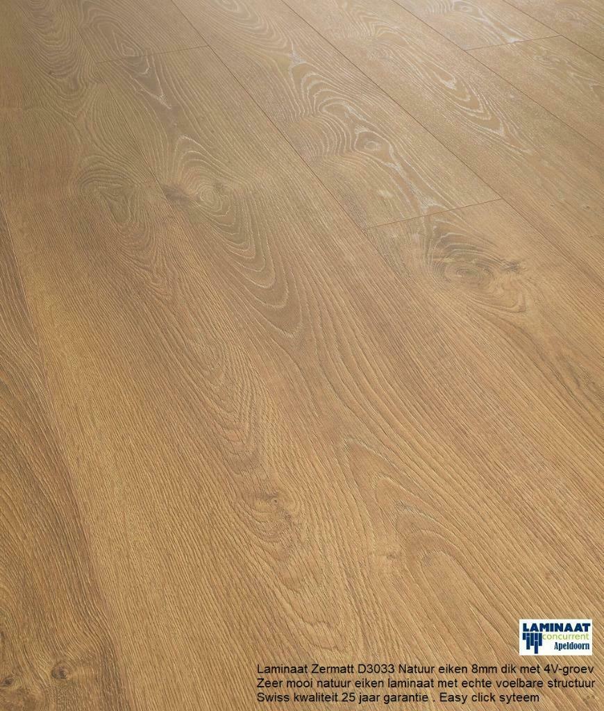 Laminaat Zermatt Eik D3033 Natuur 24cm brede 8mm dik, Huis en Inrichting, Stoffering | Vloerbedekking, Bruin, 75 m² of meer, Nieuw