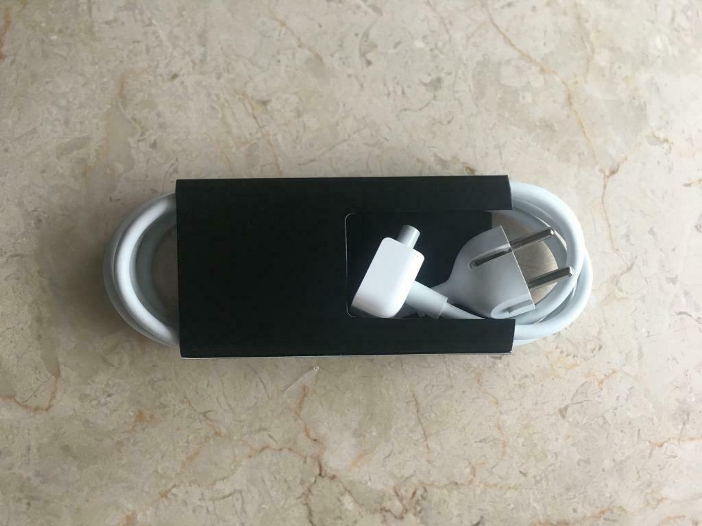 Originele Macbook verlengkabel/power adapter NIEUW, Computers en Software, Overige Computers en Software, Nieuw, Ophalen of Verzenden