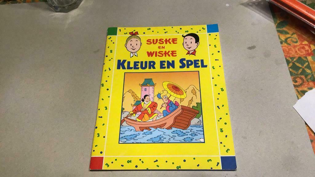 Willy Vandersteen - Suske & Wiske kleur & spel 1 set 3 (b1), Gelezen, Willy Vandersteen, Eén stripboek, Ophalen of Verzenden