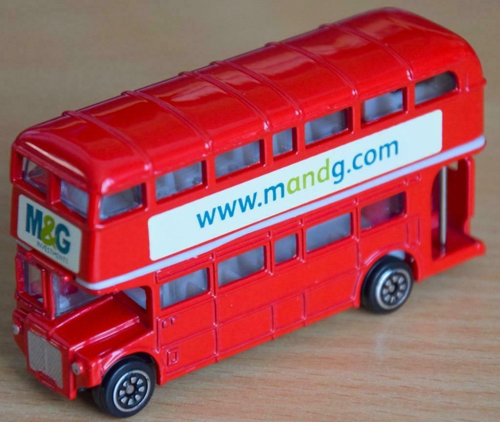 Bus Impérial anglais avec Pub Mandg, Hobby en Vrije tijd, Modelauto's | 1:43, Nieuw, Bus of Vrachtwagen, Overige merken, Ophalen