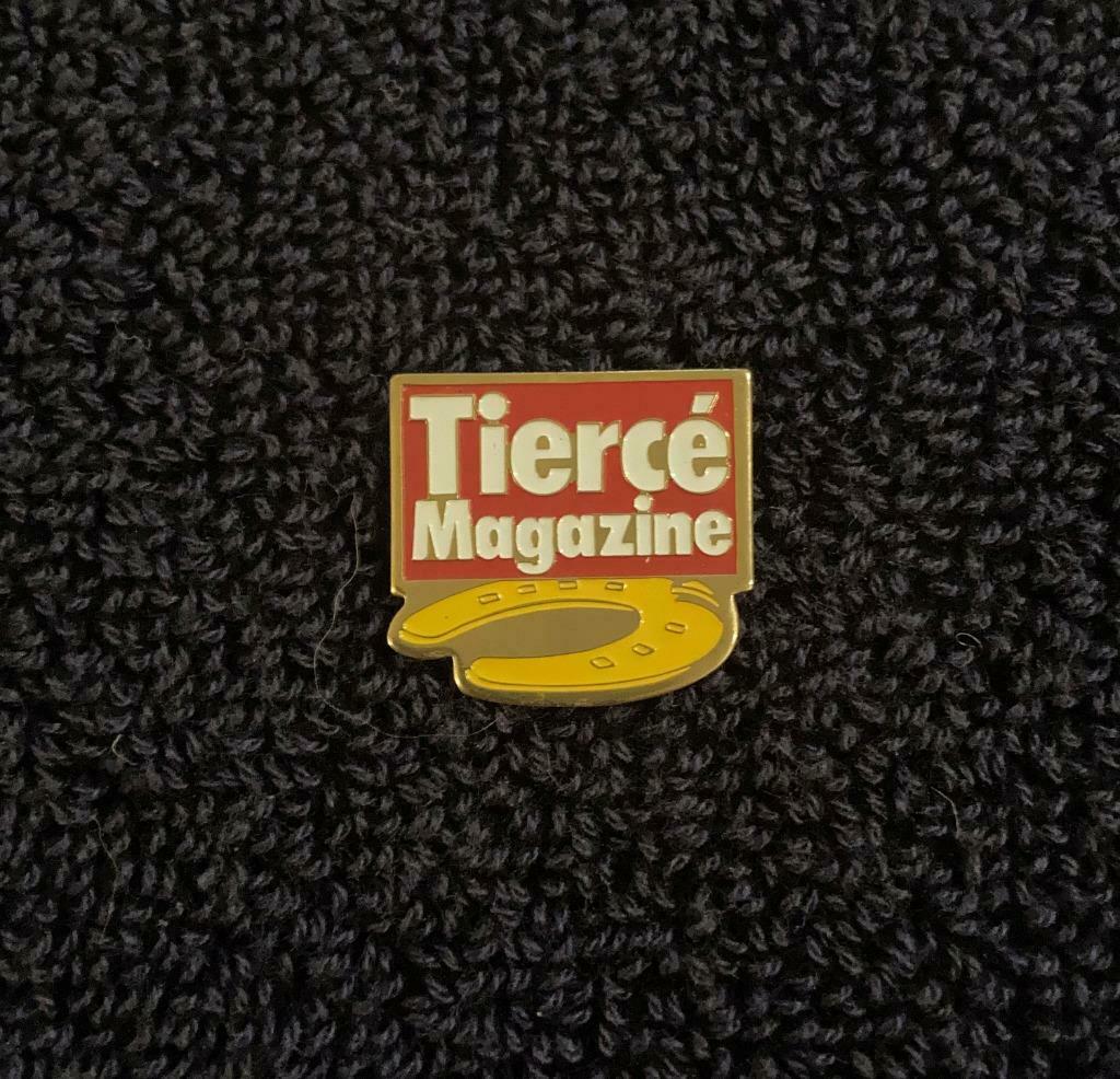 PIN - TIERCE MAGAZINE - COURSE DE CHEVAUX, Envoi, Comme neuf, Autres sujets/thèmes, Insigne ou Pin's