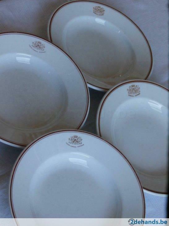 4 assiettes à soupe vintage-Casino-Kursaal-Ostende, Collections, Porcelaine, Cristal & Couverts, Utilisé, Enlèvement ou Envoi
