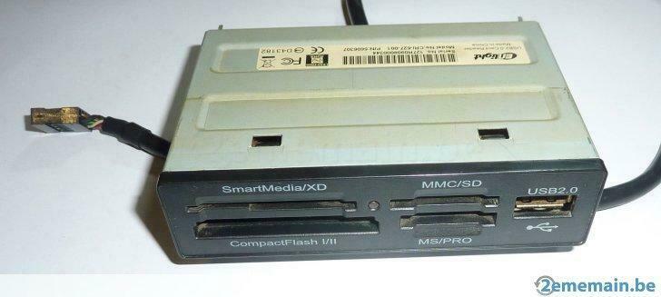 Enlight 3.5" 26 en 1 Multimedia Card Reader, Utilisé