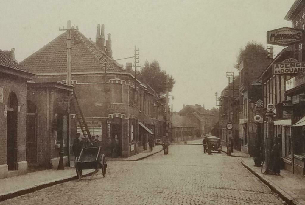 Mouscron Rue de la Marlière Douane Belge Pompes à essence, Collections, Enlèvement ou Envoi, Non affranchie, Hainaut
