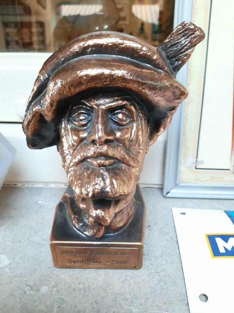 Keizer Karel in ijzer , 16 cm hoogte . Perfecte staat ., Antiek en Kunst, Kunst | Beelden en Houtsnijwerken, Ophalen of Verzenden