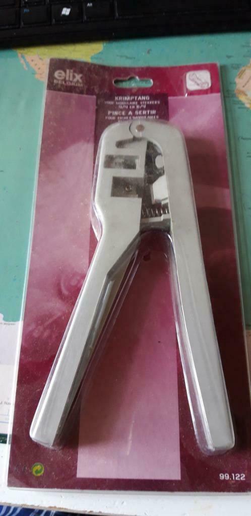 pince à sertir pour fiches modulaires 4/4 et 6/4, Bricolage & Construction, Outillage | Outillage à main, Enlèvement ou Envoi