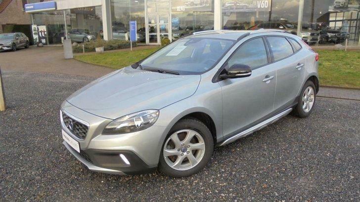 Volvo V40 CC D2 Manueel Momentum      03/02/2014, Auto's, Volvo, Euro 5, Navigatiesysteem, 115 pk, 5 deurs