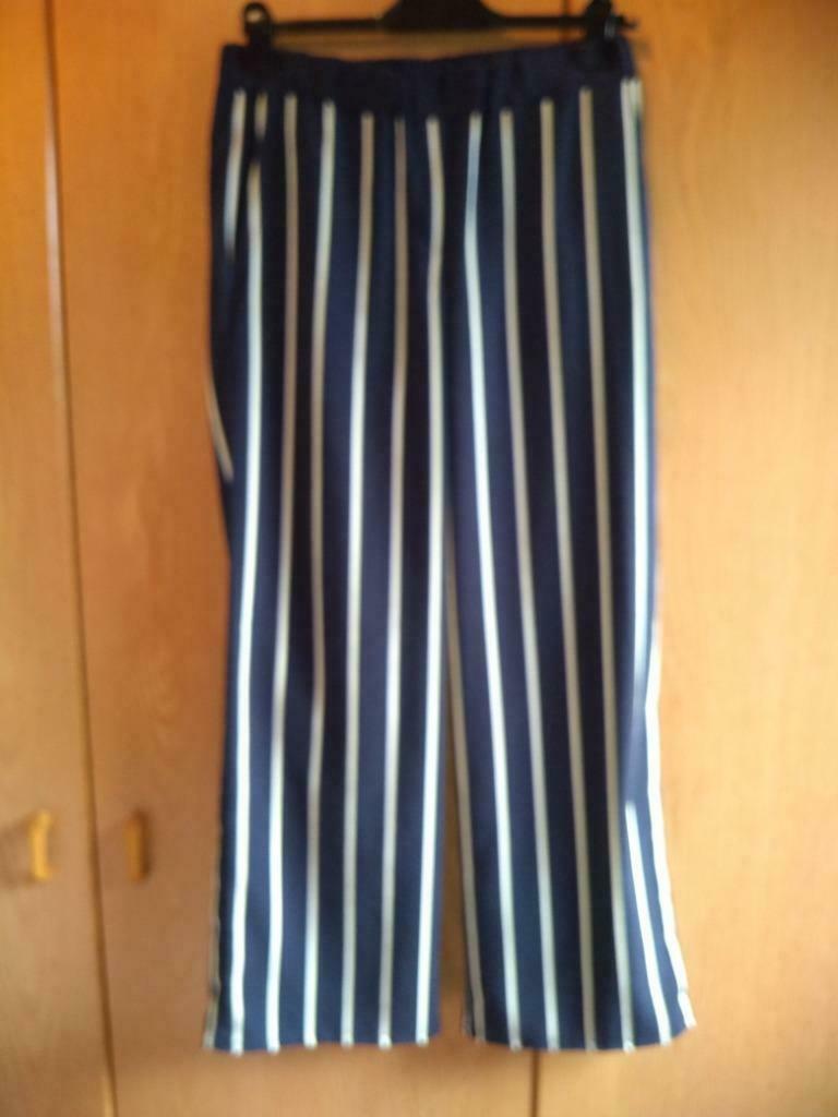 Blauw gestreepte zomerbroek, Kleding | Dames, Maat 38/40 (M), Blauw, MET, Ophalen of Verzenden