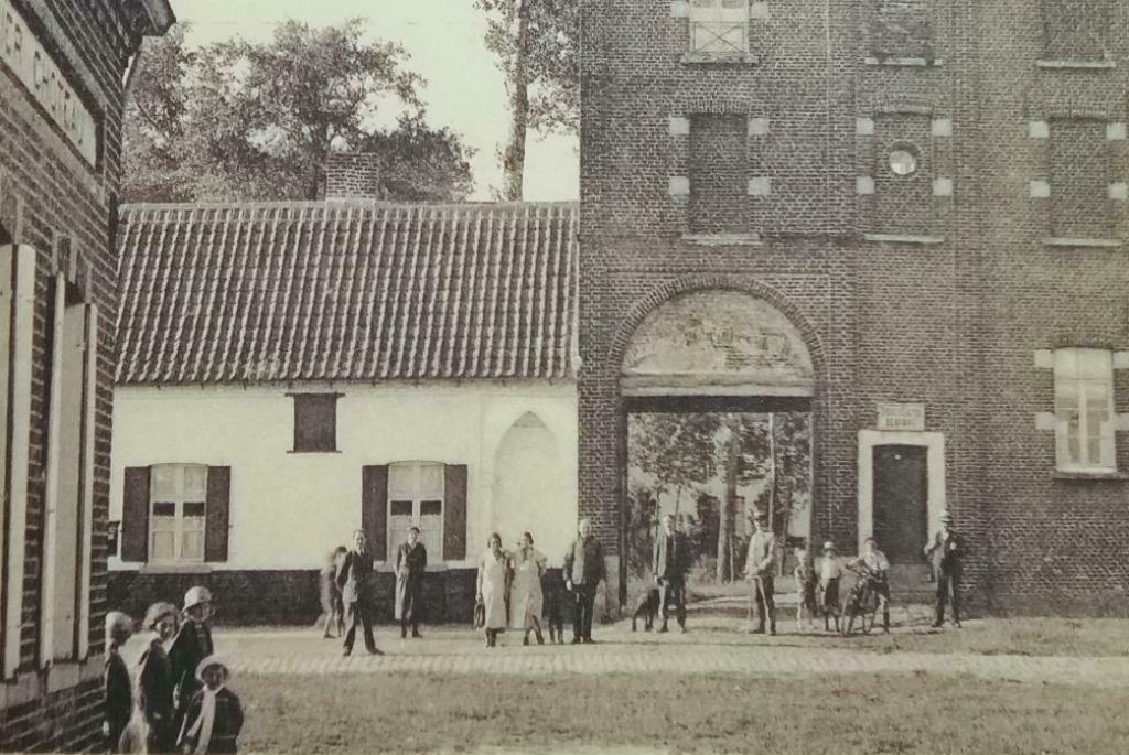 Carte postale Howardries Place Communale (Brunehaut), Collections, Cartes postales | Belgique, Enlèvement ou Envoi, Non affranchie