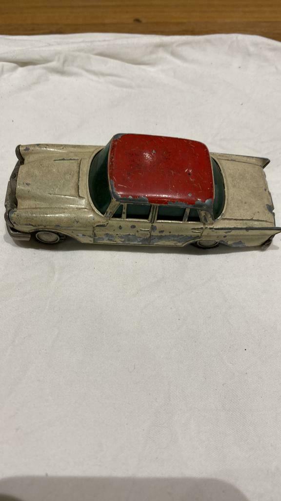 Schuco 1038 Micro racer mercedes 220s made in West Germany, Enlèvement