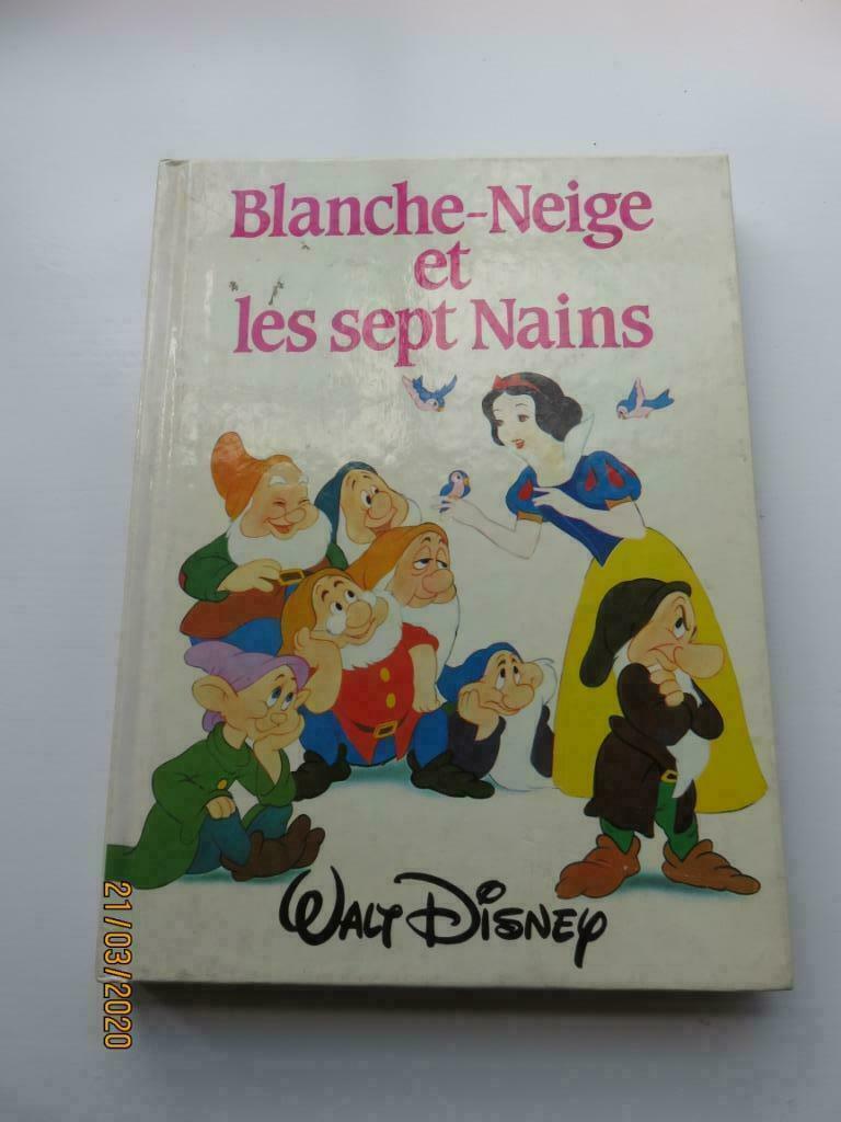 BLANCHE NEIGE ET LES SEPT NAINS  WALT DISNEY  en FRANCAIS, Livres, Comme neuf