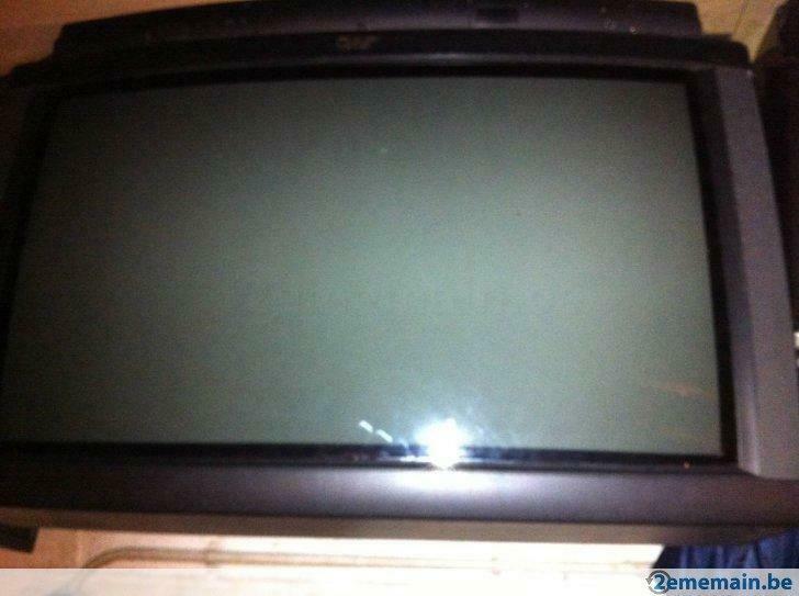 1 GRANDE télévision et  2 lecteurs dvd, TV, Hi-fi & Vidéo, Télévisions vintages, Enlèvement ou Envoi, Utilisé