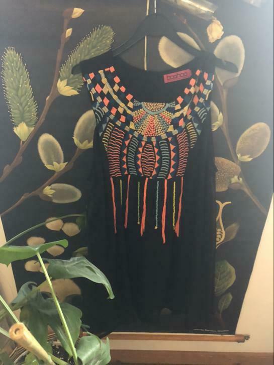 Zwarte jurk neon fluo ibiza etnisch, Au-dessus du genou, Enlèvement, Noir, Taille 42/44 (L)