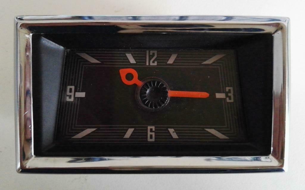 Klok / uurwerk Mercedes W110 – W111 - Limo, Enlèvement, Neuf, Mercedes-Benz