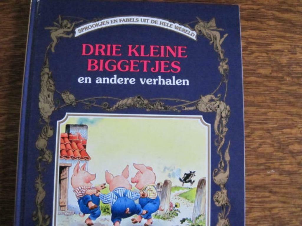 boek : drie kleine biggetjes en andere verhalen, Enlèvement ou Envoi, Comme neuf