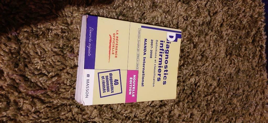 Livre Diagnostics infirmiers, Livres, Enlèvement ou Envoi, Utilisé