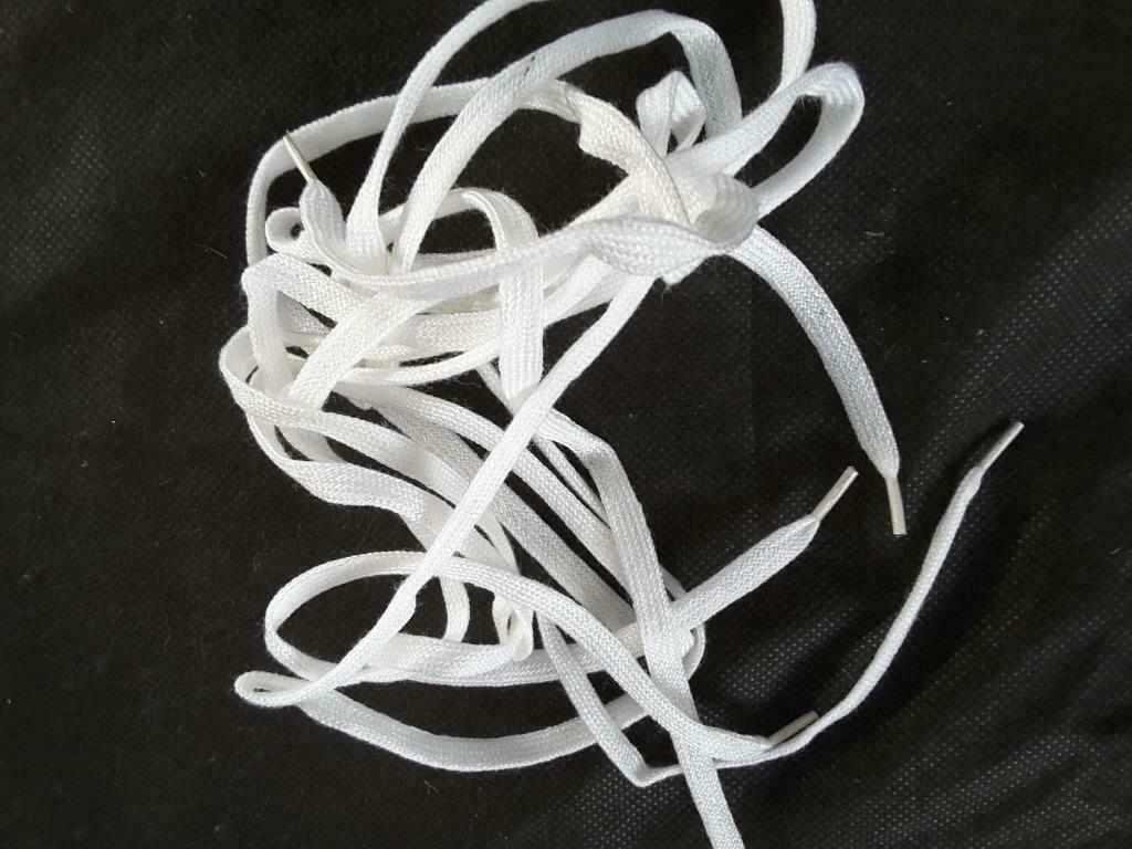 lacets plats blanc 75 cm, Hobby & Loisirs créatifs, Bricolage, Neuf, Enlèvement ou Envoi
