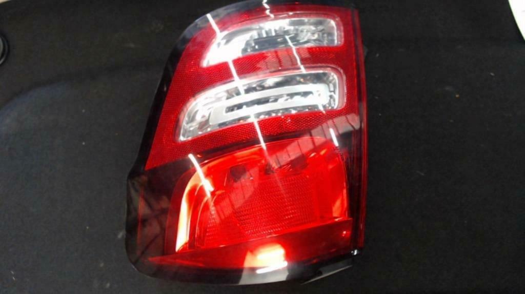 feu arriere citroen c3 droit, Enlèvement ou Envoi, Utilisé, Citroën