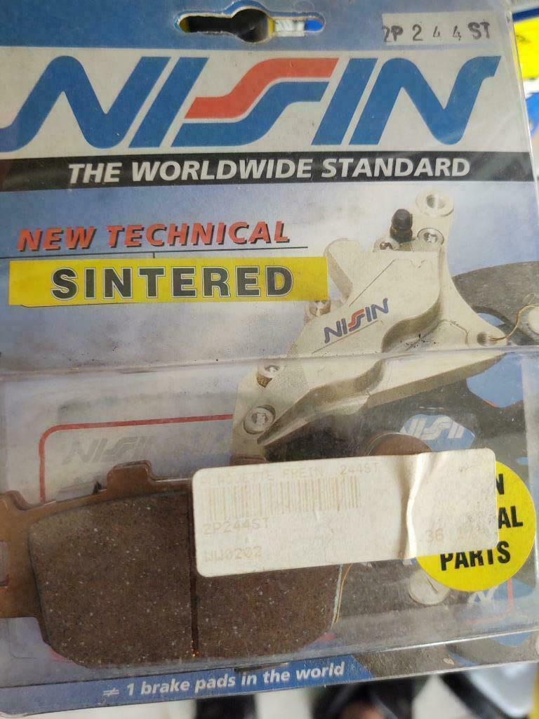 2 nissin remblokken voor honda kawasaki suzuki yamaha, Motos, Enlèvement ou Envoi