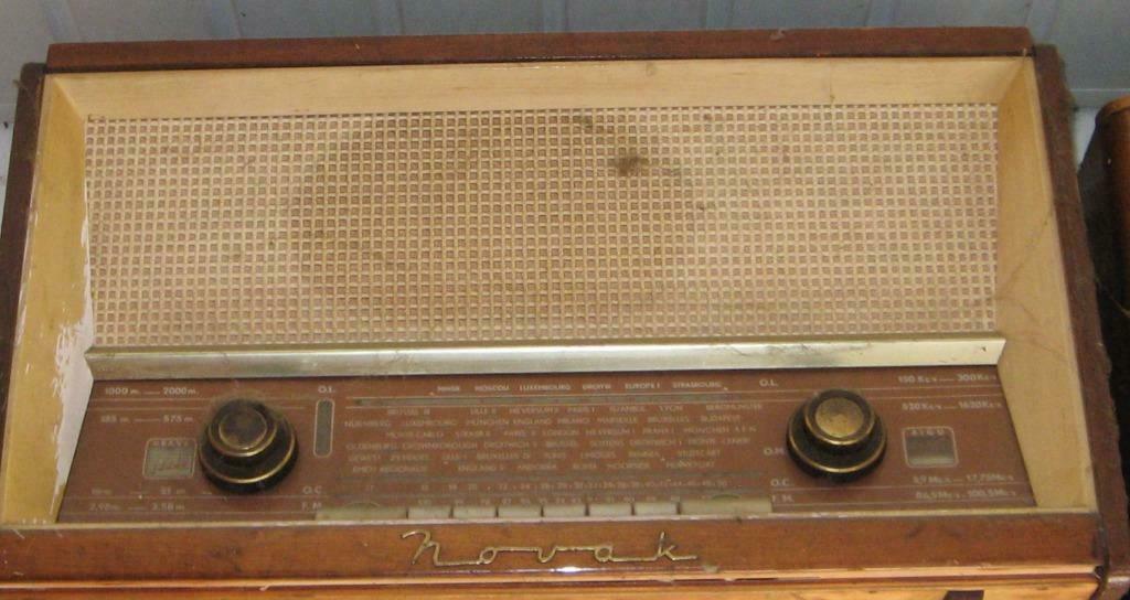 Vintage Retro Oude Radio Novak (verkocht), Ophalen of Verzenden, Gebruikt, Radio