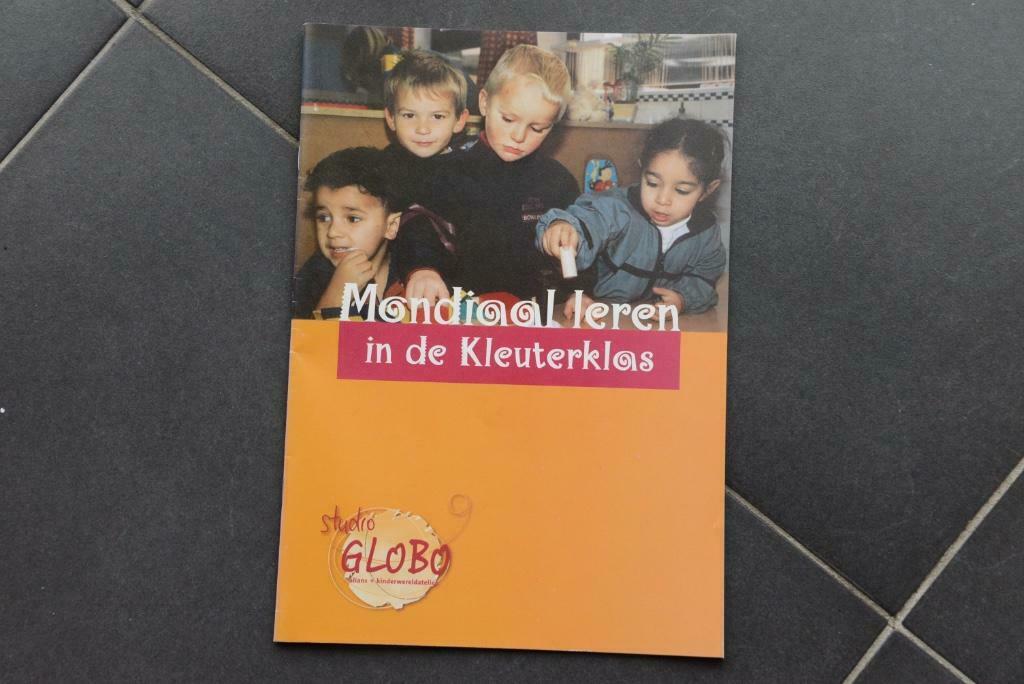 Mondiaal leren in de kleuterklas., Boeken, Studieboeken en Cursussen, Nieuw, Ophalen of Verzenden