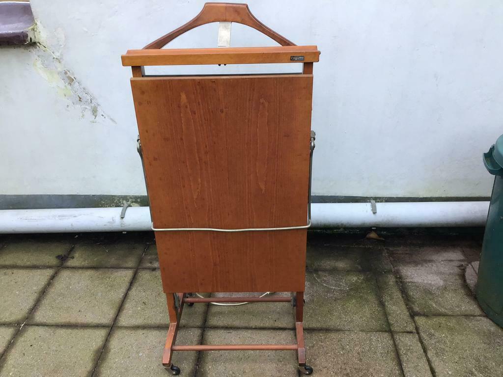 Valet de chambre -presse pantalon électrique »Reguitti », Comme neuf