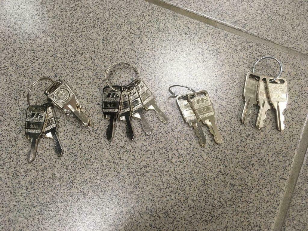 Clé d’origine séries B ou C HONDA SS50, CD50, C50, DAX50, Enlèvement ou Envoi, Neuf