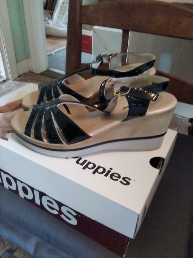 Chaussures d'été Hush Puppies pointure 40, Comme neuf, Enlèvement, Hush Puppies, Sandales et Mûles