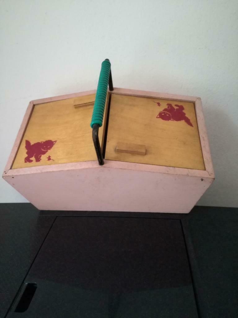 roze kleine naaikist jaren 50-60 kat - muis retro, Ophalen of Verzenden, Overige typen