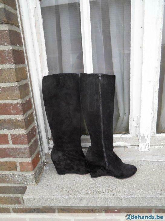 Originele laarzen Louboutin maat 40, Hoge laarzen, Zwart, Ophalen of Verzenden, Christian Louboutin