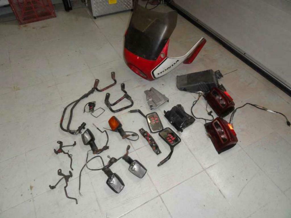 onderdelen honda cbx 550 van '82-'86, Enlèvement ou Envoi, Utilisé