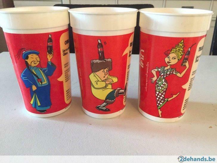 Coca cola lot van 3 plastieken bekers 0,5l vreemde talen*, Ophalen of Verzenden, Gebruikt, Gebruiksvoorwerp