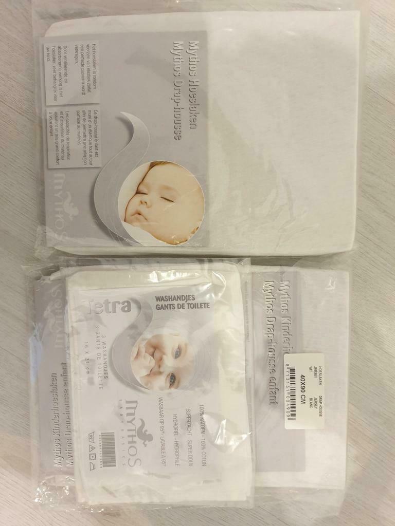 Mythos hoeslaken en washandjes, Kinderen en Baby's, Ophalen of Verzenden, Zo goed als nieuw