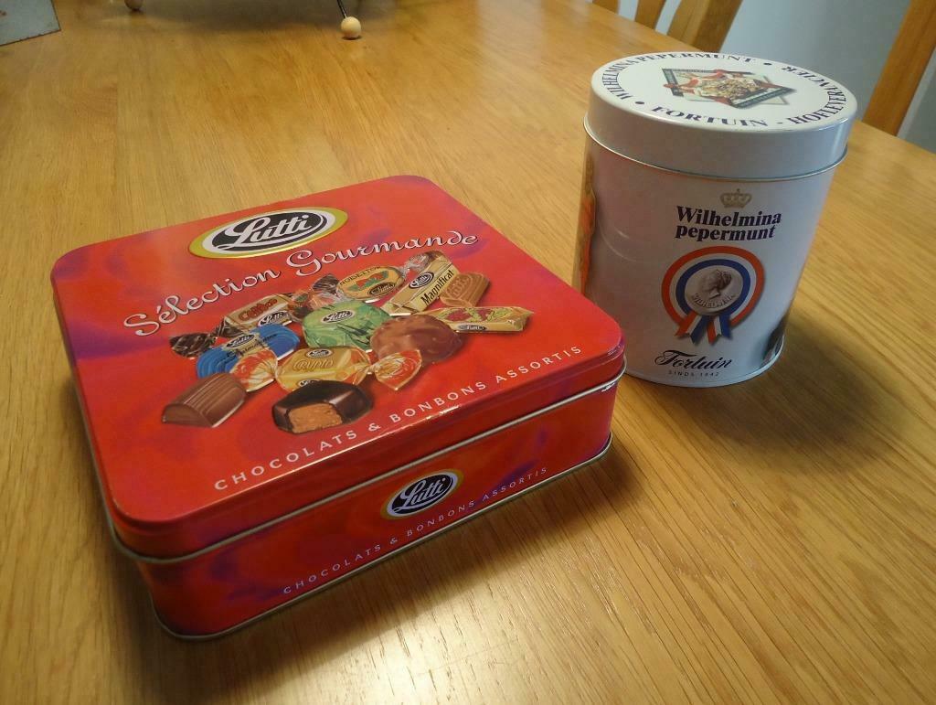 Te koop 2 blikken van Wilhelmina Pepermunt en Lutti Snoep., Collections, Boîte en métal, Comme neuf, Autre, Autres marques, Enlèvement ou Envoi