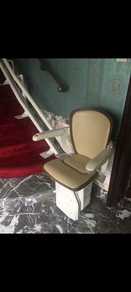 Stannah traplift, Ophalen, Gebruikt, Recht