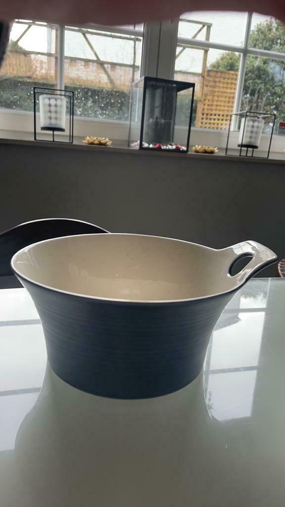 SAGAFORM petit saladier bleu 18,5cm, Maison & Meubles, Cuisine | Vaisselle, Utilisé