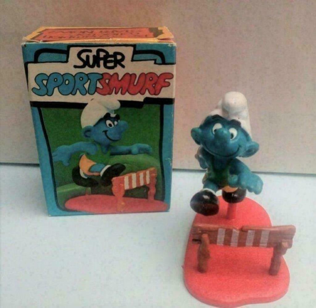Super smurfen : hordeloper smurf met doos 40511, Verzamelen, Smurfen, Ophalen of Verzenden, Gebruikt, Poppetje, Figuurtje of Knuffel